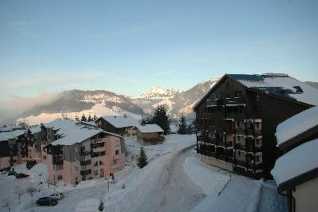 Appartement Montagne La Vallee Verte Coeur Station Hirmentaz Bellevaux Esterno foto